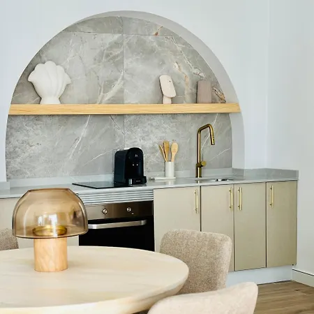 Canaryislandshost L *